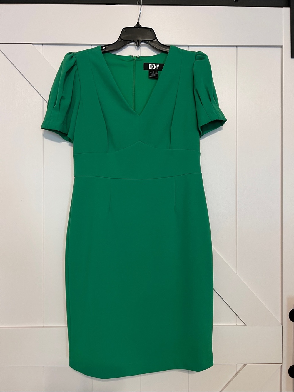 DKNY Green V-Neck Puff Sleeve Sheath Dress Size 10